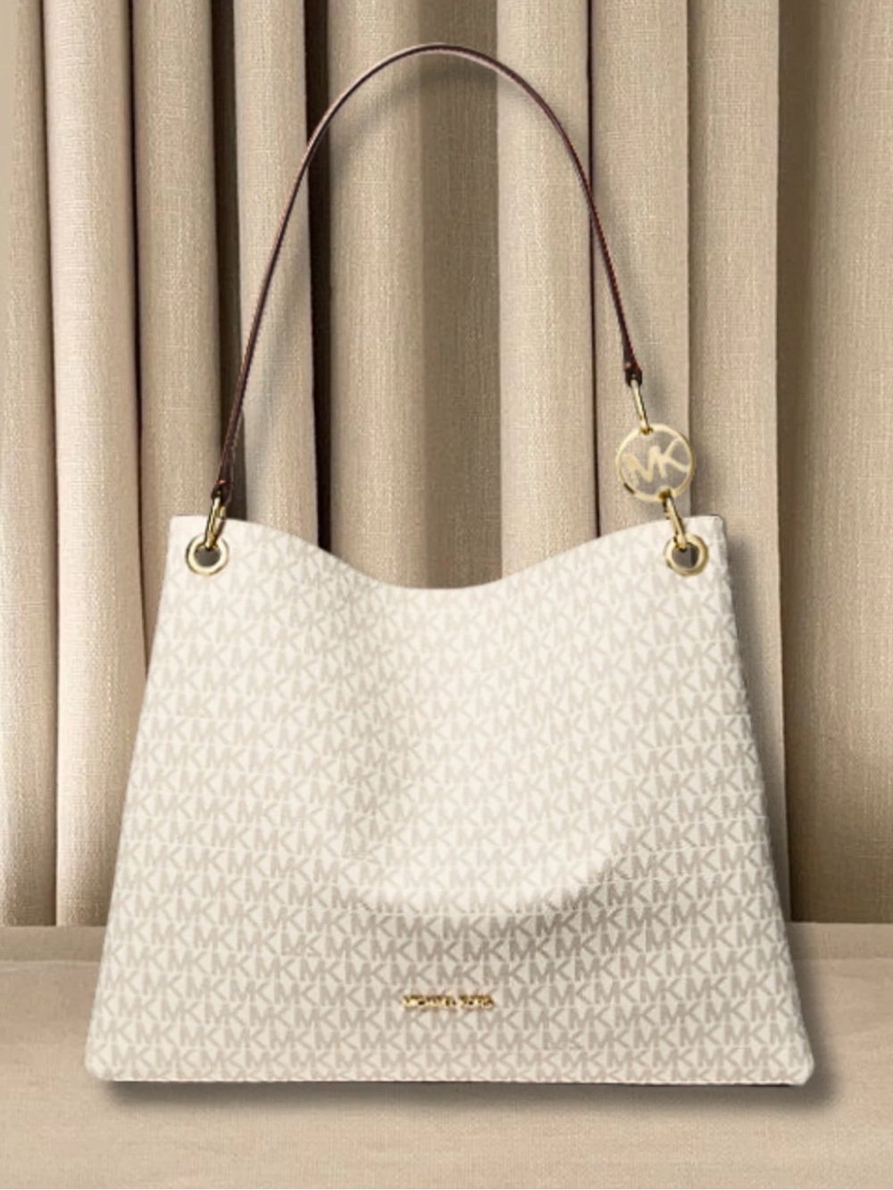 Michael Kors logo CHRISTINA LARGE SIGNATURE
LOGO SHOULDER BAG